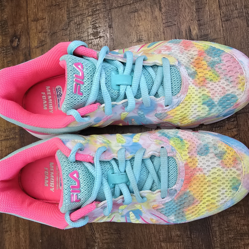 Fila Pink and Blue Athletic‎ Shoes Vibrant Design